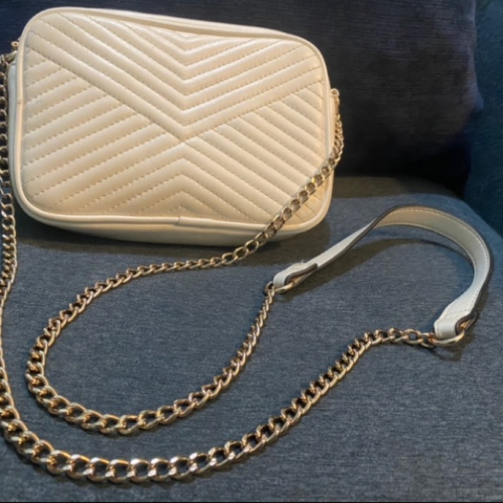 COPY - White Leather Chevron Crossbody